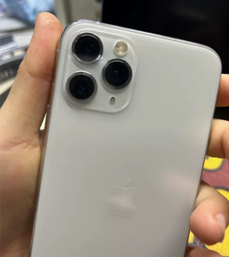 iPhone苹果11pro 95新 64G...