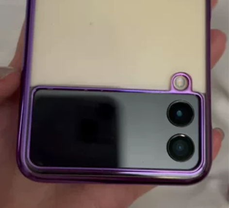 三星折叠手机 像个化妆品一样 精致好看 今...