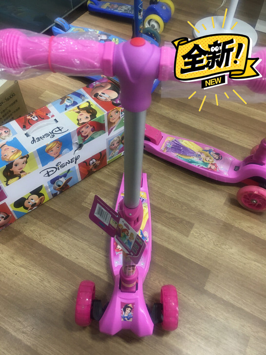 正版迪士尼全新升级版宽轮滑板车
