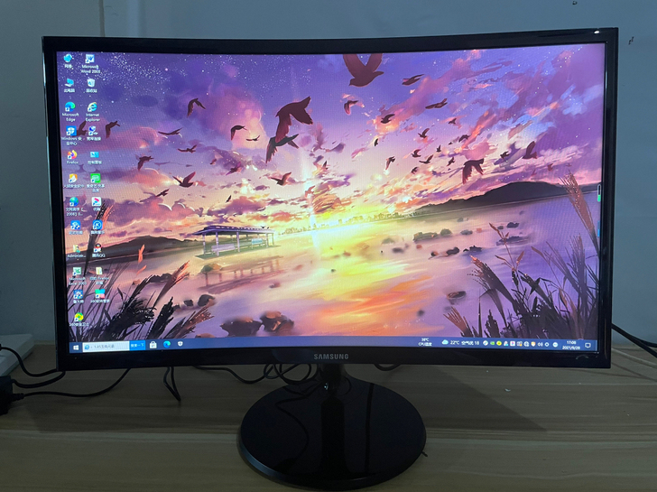 三星 C24F390FH 24寸曲面液晶显...