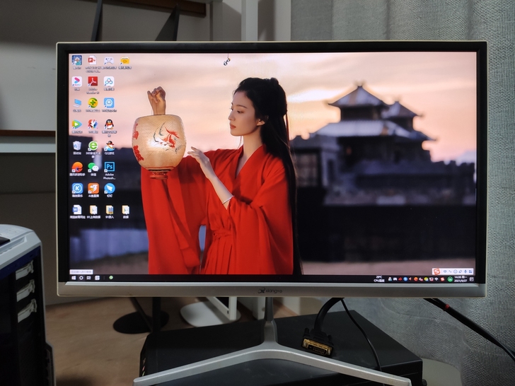 24寸显示屏显示器,台式电脑主机笔记本可用...