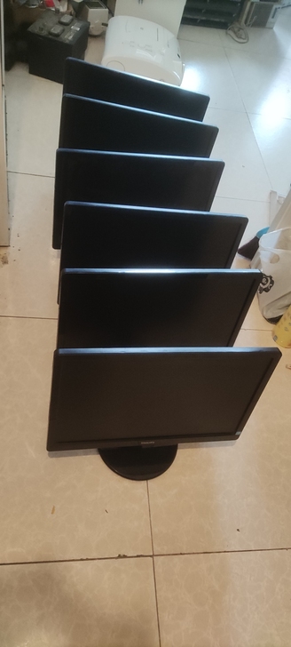 19寸飞利浦显示器，型号接口看图，双接口，...