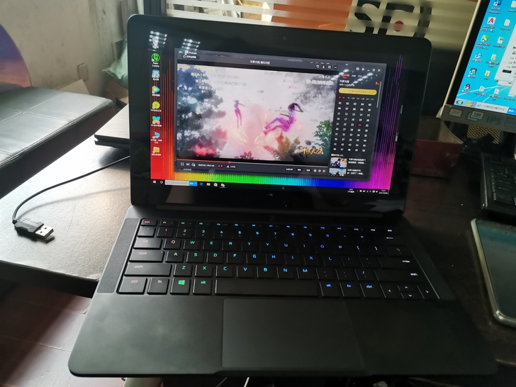 雷蛇笔记本 i5 6200U 4G内存12...