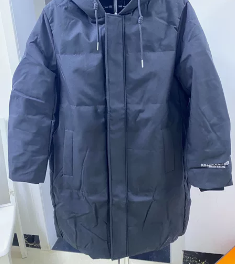 拉夏贝尔旗下男士羽绒服，180码，肩宽50...