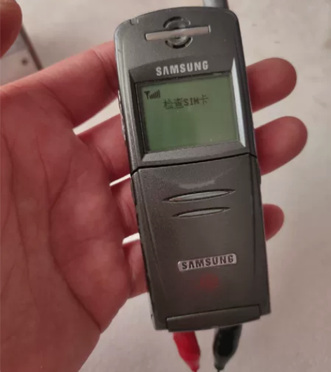 三星N188 没电池 掐电能开机 测试如图...