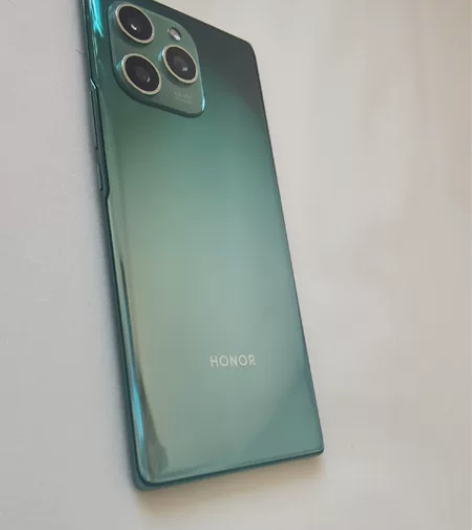 荣耀60SE，，六月初购买 感兴趣的话点“...