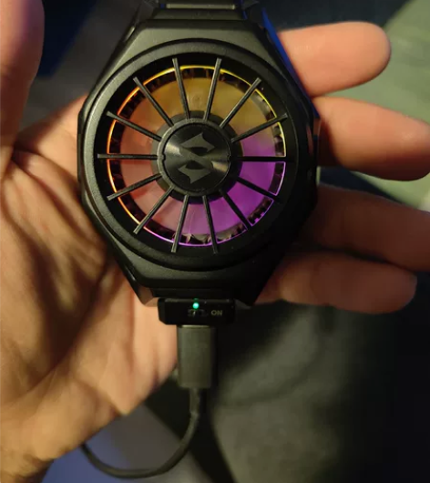 黑鲨散热背架pro  ，箱说配件全 感兴趣...