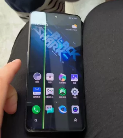 个人自用黑鲨4pro 8+256，成色配件...