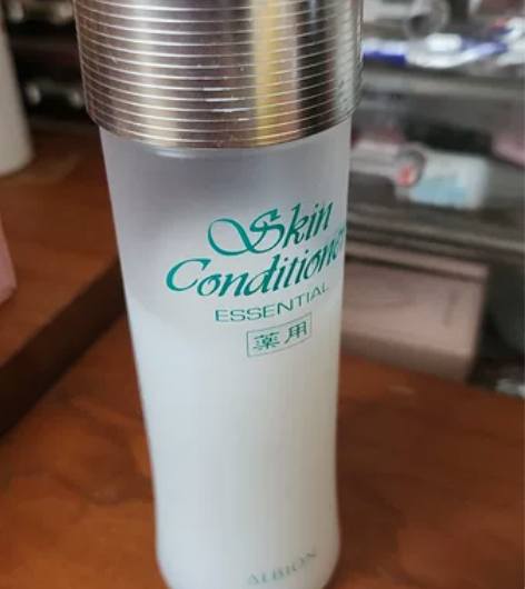 奥尔滨健康水化妆水165ml，用量如图。让...