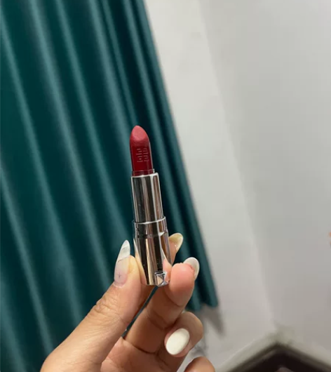 纪梵希口红小样333号色 正品！超级正的红...