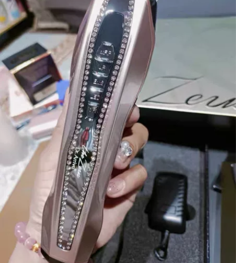 个人闲置宙斯五代美容仪 全新正品，未使用，...