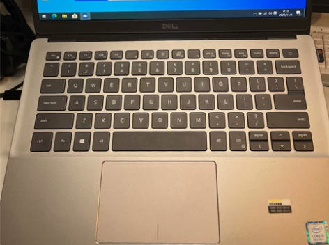 戴尔 Latitude 3301笔记本电脑...