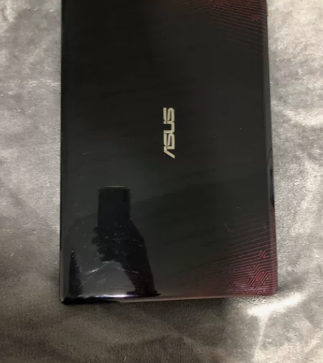 华硕笔记本 i7 6700H 4G独显 8...