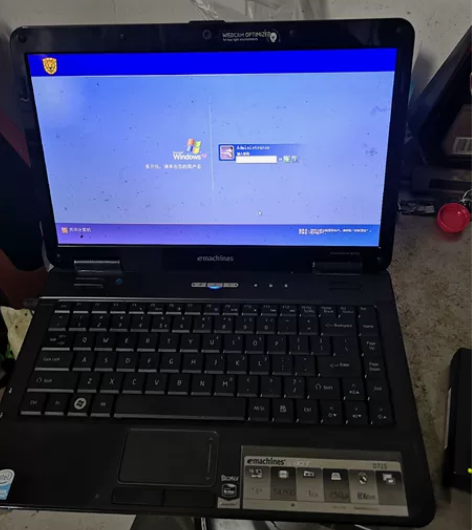 宏基笔记本，宏基D725低价出售 感兴趣的...