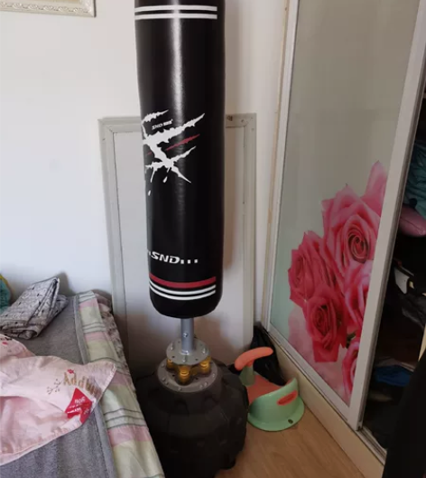 施耐德拳击沙袋，买了一直没怎么用，成色极佳...