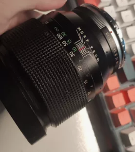 Porst 135mm F1.8大光圈人像...