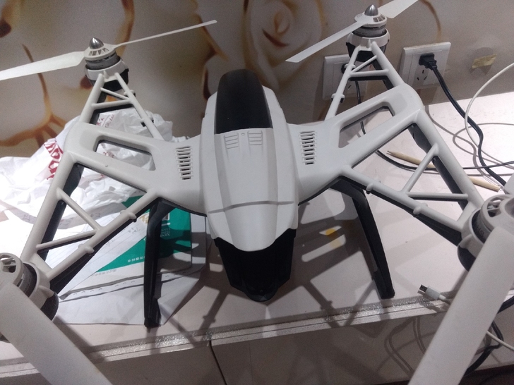 无人机昊翔Q500包邮配件都在图里功能正常