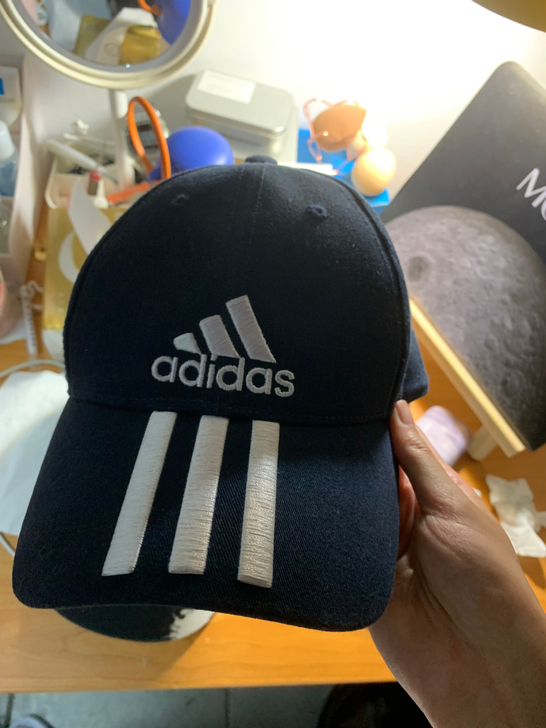 adidas阿迪达斯藏青色鸭舌帽