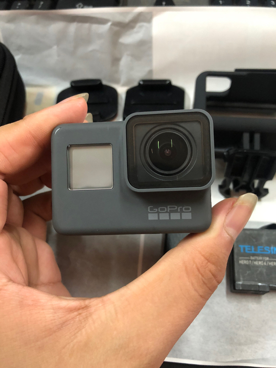 GoProblack5 闲置出送2块电池机...
