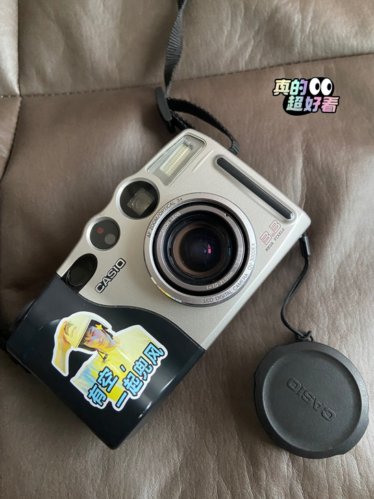 品牌型号 ：CASIO卡西欧ccd数吗相机