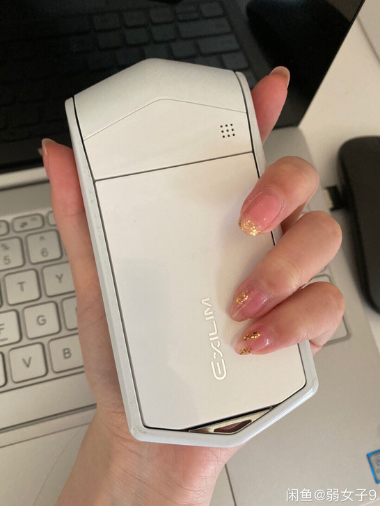 卡西欧 EX-TR600 自拍神器美颜相机