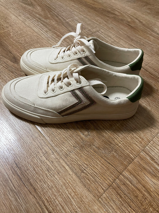 飞跃太平鸟联名版帆布鞋