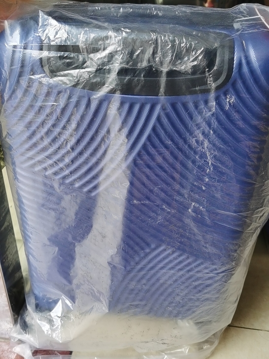 全新行李箱转让