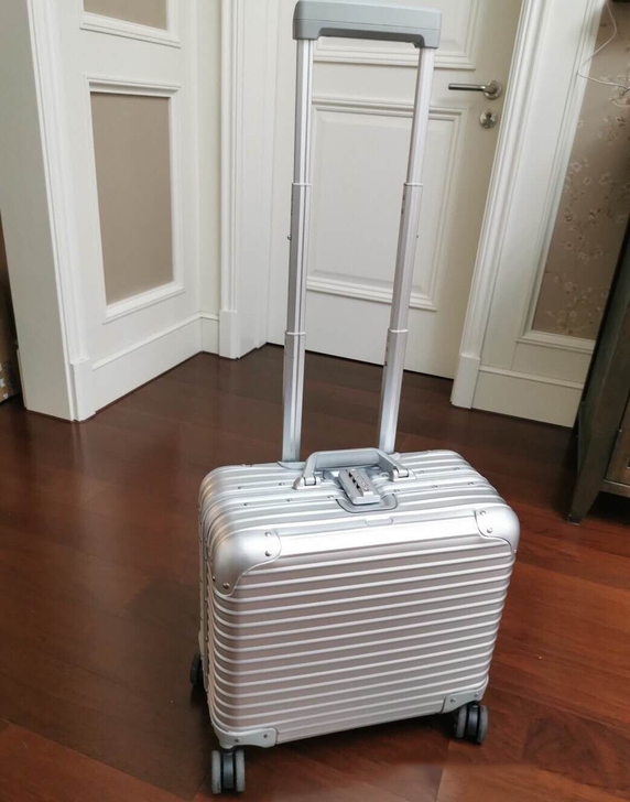 【正品】17寸网易严选 全铝镁合金行李箱拉...