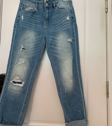 纯棉牛仔裤，穿着非常舒服 感兴趣的话点“我...