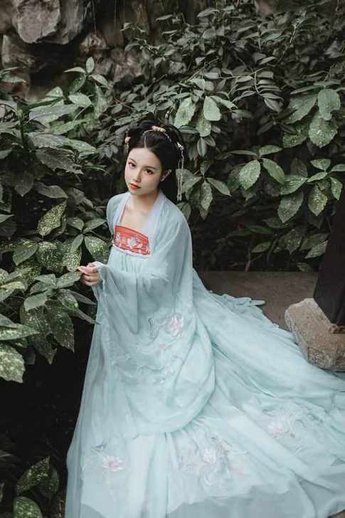 齐胸衫裙六米摆月染昔春谣上S下xs但是16...