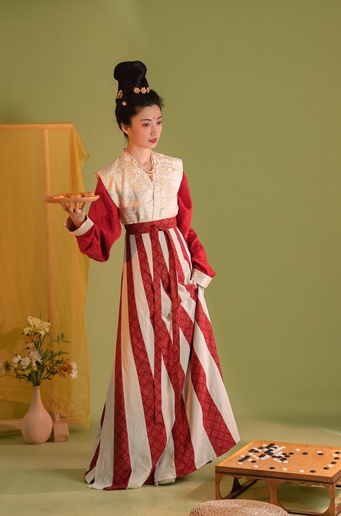 乔织-西域纪特别系列-阿斯塔那高昌公主唐制...