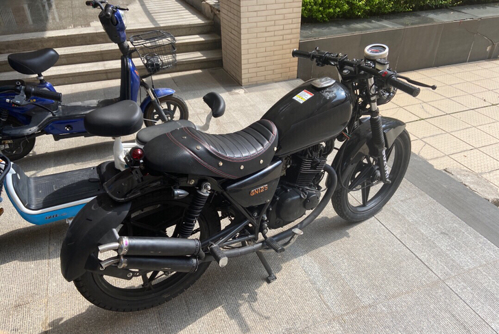 Suzuki/铃木