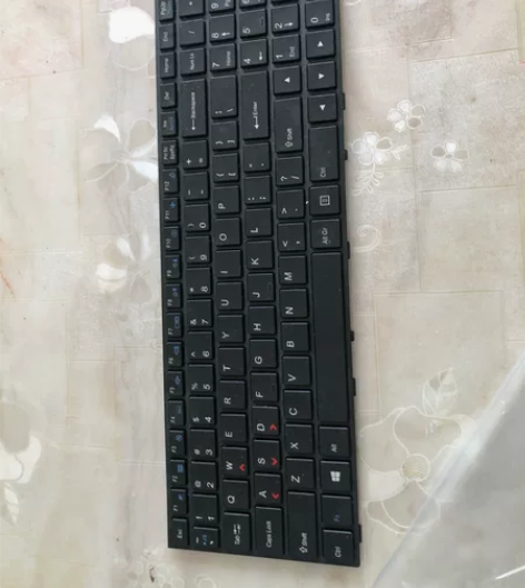 神舟 战神 Z7M二手键盘一张，按键不是很...