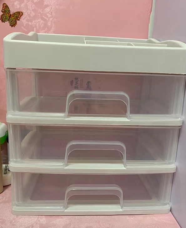 【全新捡漏】 4层抽屉式大容量桌面化妆品收...