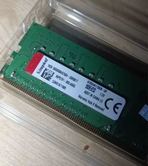 几乎全新金士顿DDR4内存条8g。我的电脑...