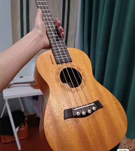 捡漏处理700多尤克里里23寸正品全新21...