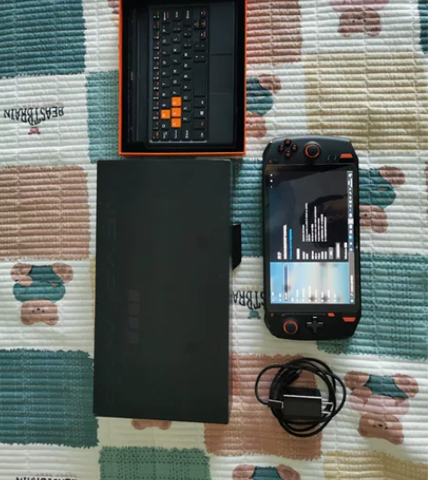 onexplayer壹号本掌机。i7-11...