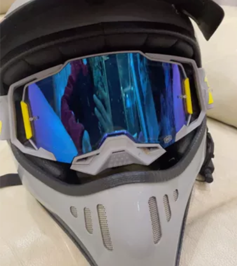 西班牙 NZI碳纤维摩托车复古车型头盔 凯...