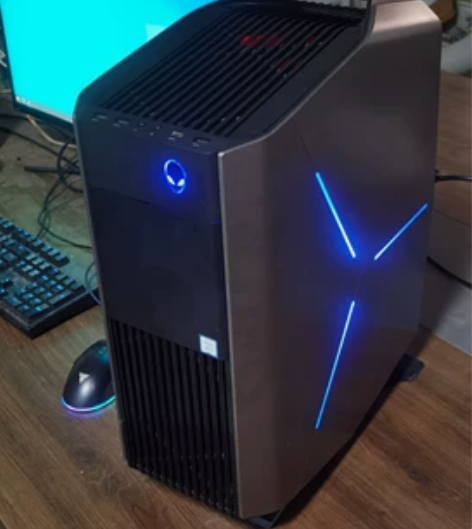 外星人台式主机R7游戏主机吃鸡LOL游戏电...