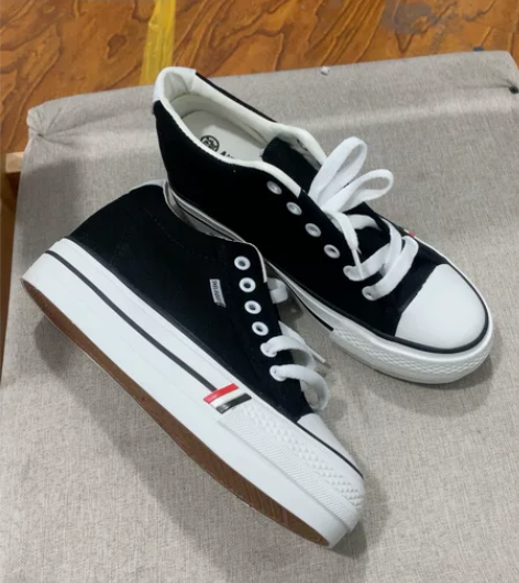 新品学生帆布鞋百搭韩版休闲鞋士低帮板鞋潮流...