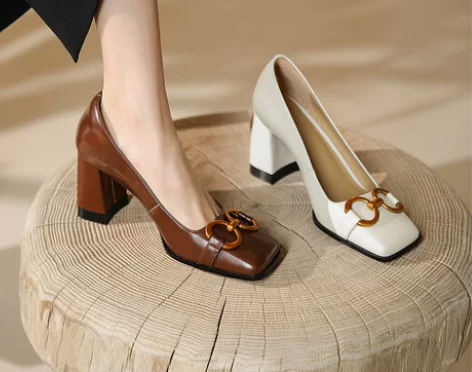 法式设计感金属扣复古单鞋秋季高级感白色女鞋...