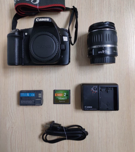 佳能30D+佳能18-55镜头，单反套机，...