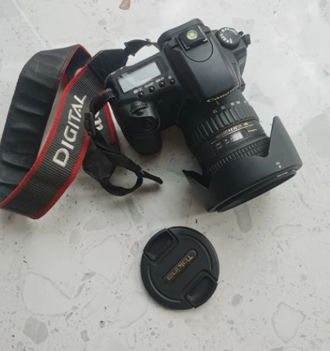 佳能EOS20D数码单反  实物图片，成色...