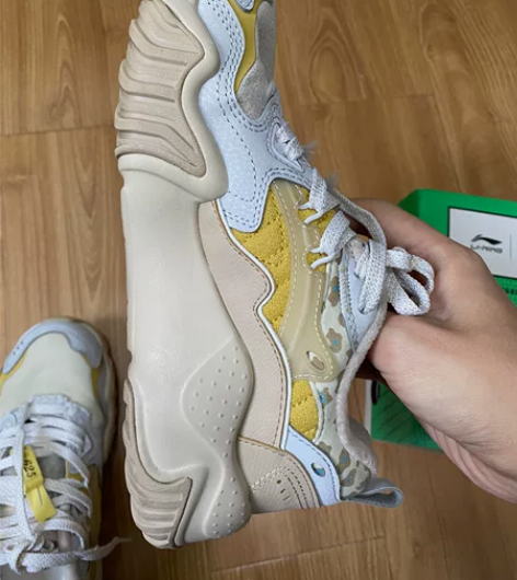 李宁加绒休闲跑鞋 37码 女款 黄白配色 ...