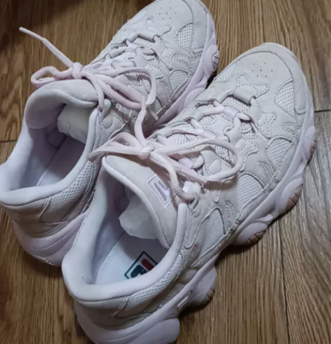 斐乐 女款40码 实物颜色更粉紫一点 直接...