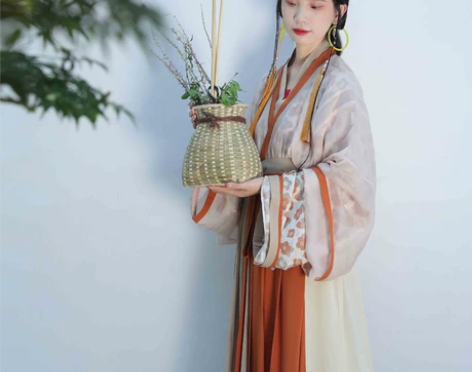 阑珊居 知更  晋制交领天丝印花晋襦一片式...