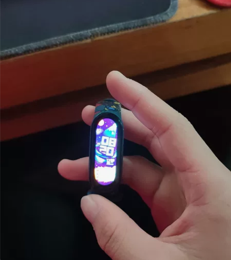 小米手环6标准版，有盒有充电器，包邮包邮 ...