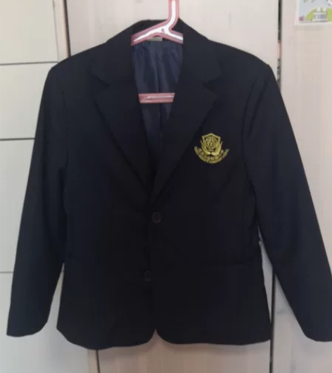 北大附小礼仪校服西服，全新，130码 感兴...