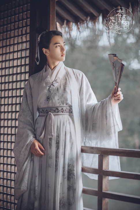 本草阁汉服 晋制  魏晋