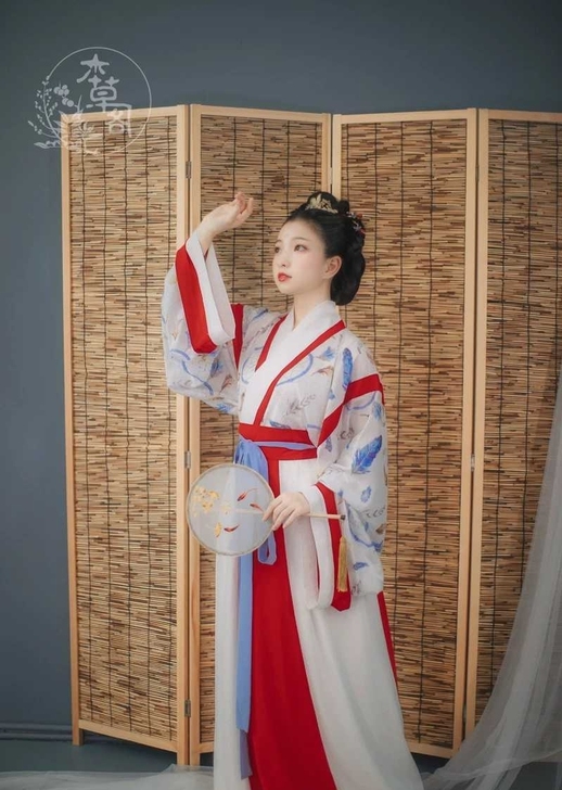 【本草阁汉服 晋制 境 红拼】m码